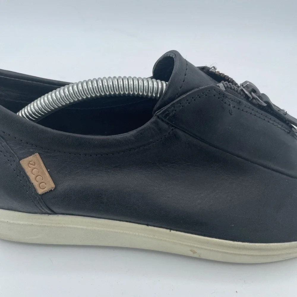 ECCO Biom Zip Slip On Womens Shoes‎ Size 7 Black Leather Comfort Sneakers